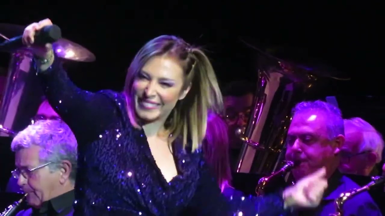 Gisela -Suéltalo - Concierto Sinfónico Villajoyosa (Alicante)