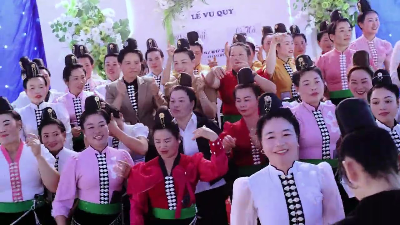 NHẢY NHIỆT TÌNH TẠI LỄ VU QUY LÒ HÀ & VĂN HẢI TẠI BẢN NÀ NỌI 2 XÃ MƯỜNG PHĂNG TỈNH ĐIỆN BIÊN