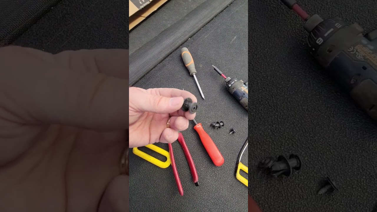 2021 Ram 1500  Tail Light removal