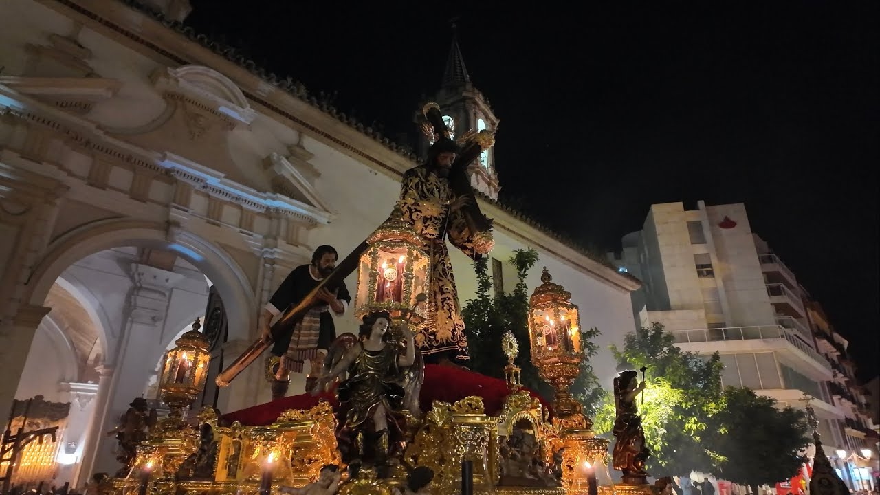 Salida del Nazareno // Madruga Huelva 2025   4K