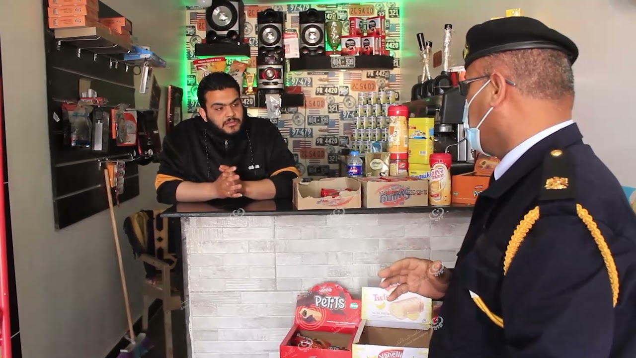 الحرس البلدي قمينس سلوق يقوم بالمرور على المحال التجارية LCNA