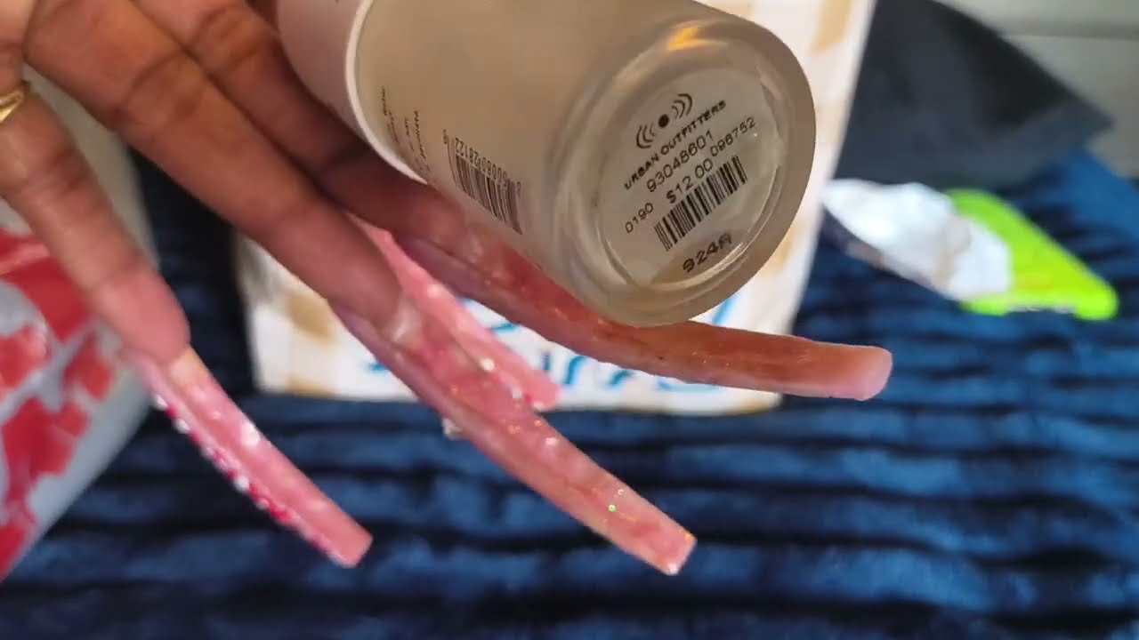 VLOGMAS- End of year Trash 🗑️- LONG NAIL EDITION- PRODUCTS THAT MADE IT TO THE TRASH!