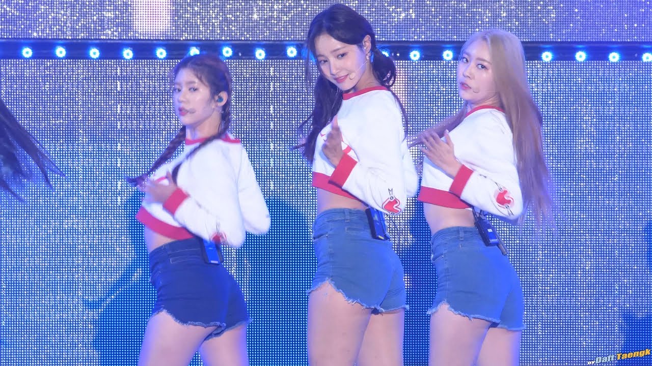 181007 연우 Yeonwoo 모모랜드 MOMOLAND '뿜뿜 BBoom BBoom' 4K 60P 직캠 @아시아 드림콘서트 by DaftTaengk