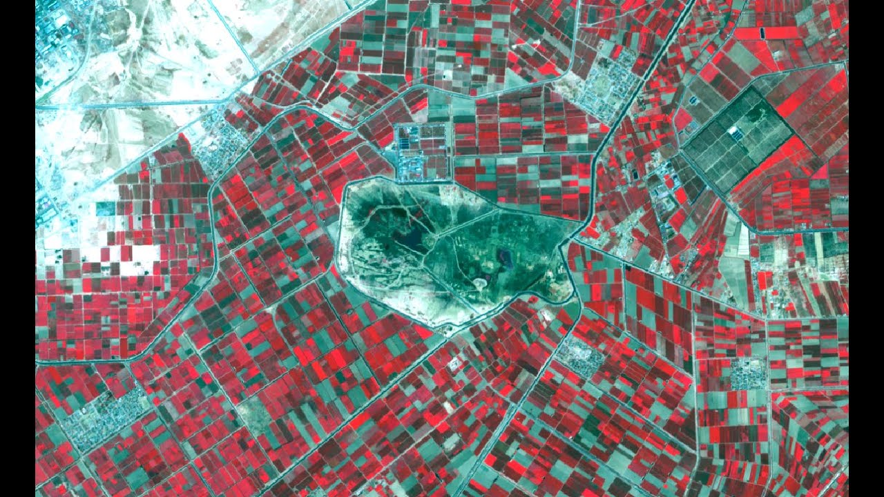 How to create Sentinel-2 natural and false color composite in QGIS