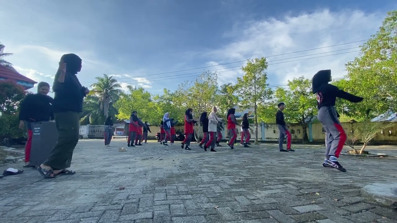 METI KEI | senam kreasi | LUWU UTARA