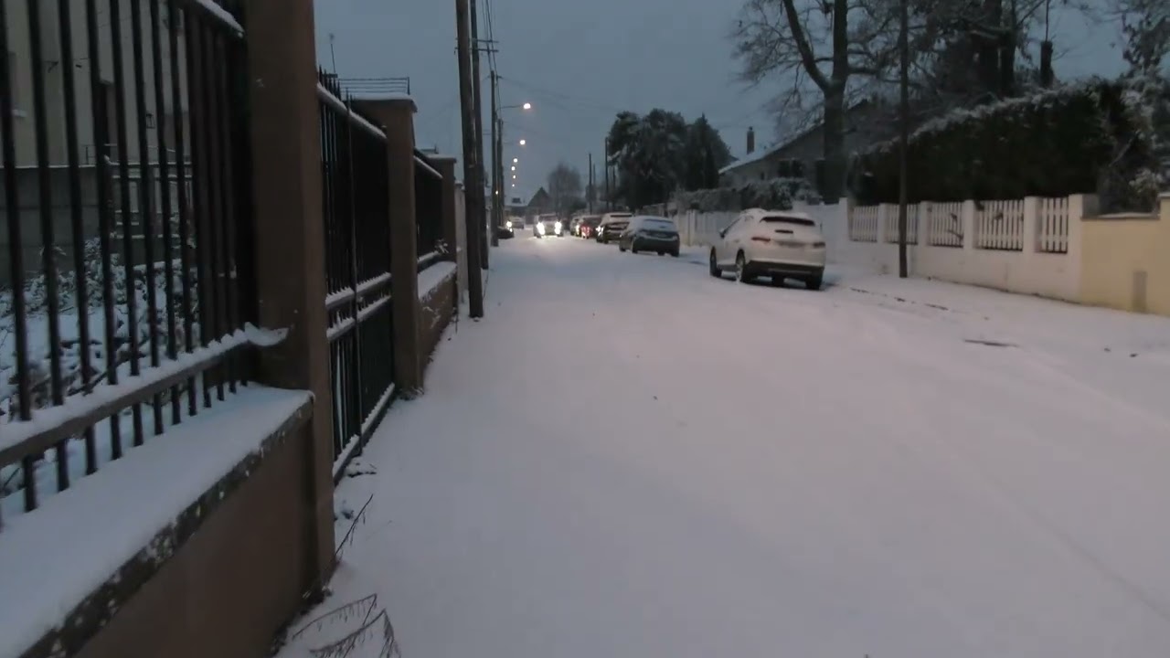 05.01.2026 - Il y a bien longtemps qu'il n'a pas neigé à Ste-Geneviève-des Bois & à St-Michel/Orge.