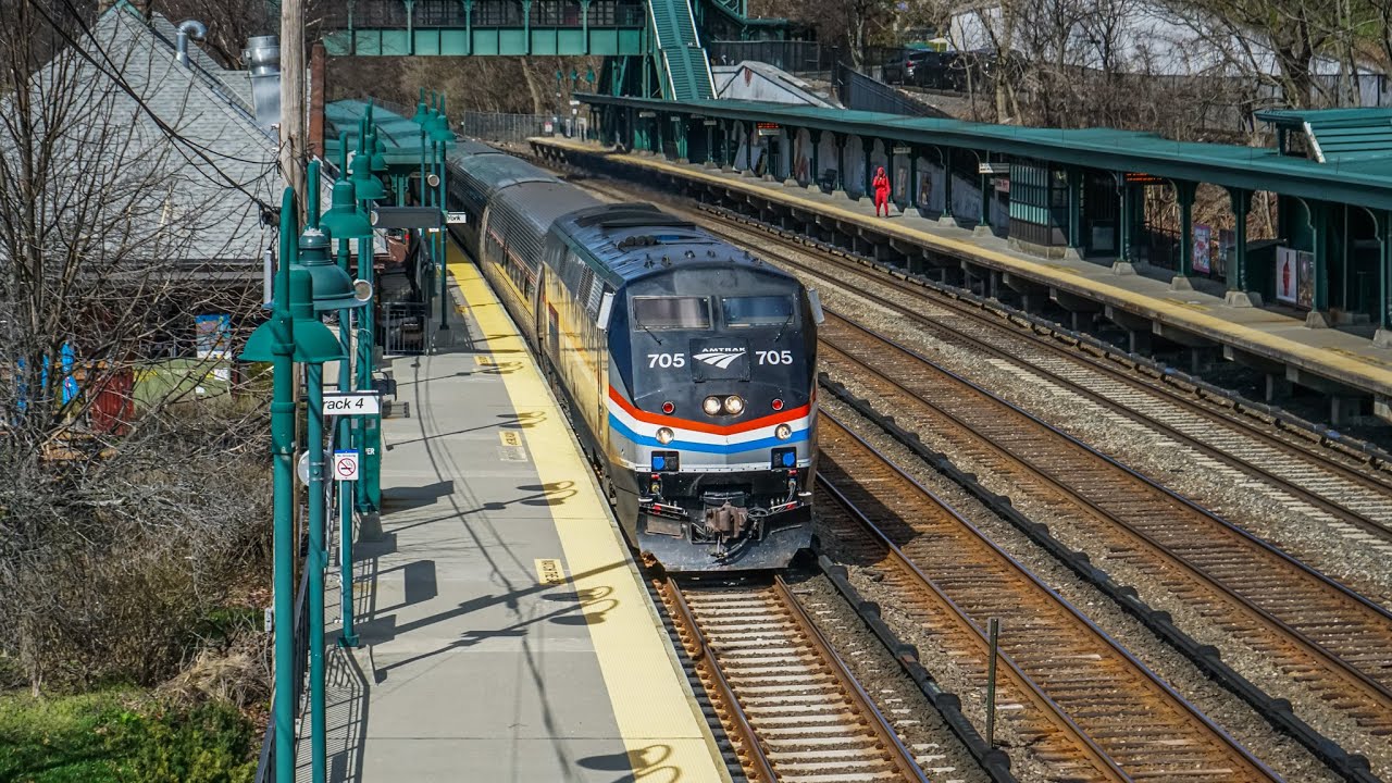 Metro-North & Amtrak Hudson Line Train Action @ Dobbs Ferry, NY w/ MNCR 208 & 201! (3/29/24)