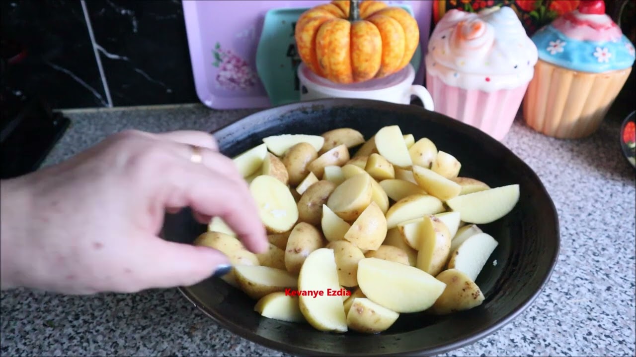 Kartol u goşt (Жареный картофель и мясо) (Fried potatoes and meat) (Տապակած կարտոֆիլ և միս)