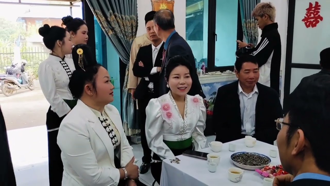 Tòng ánh xuống thăm chị trần hương rừng mường la ín òng pi nọng tỏn đe nơ 