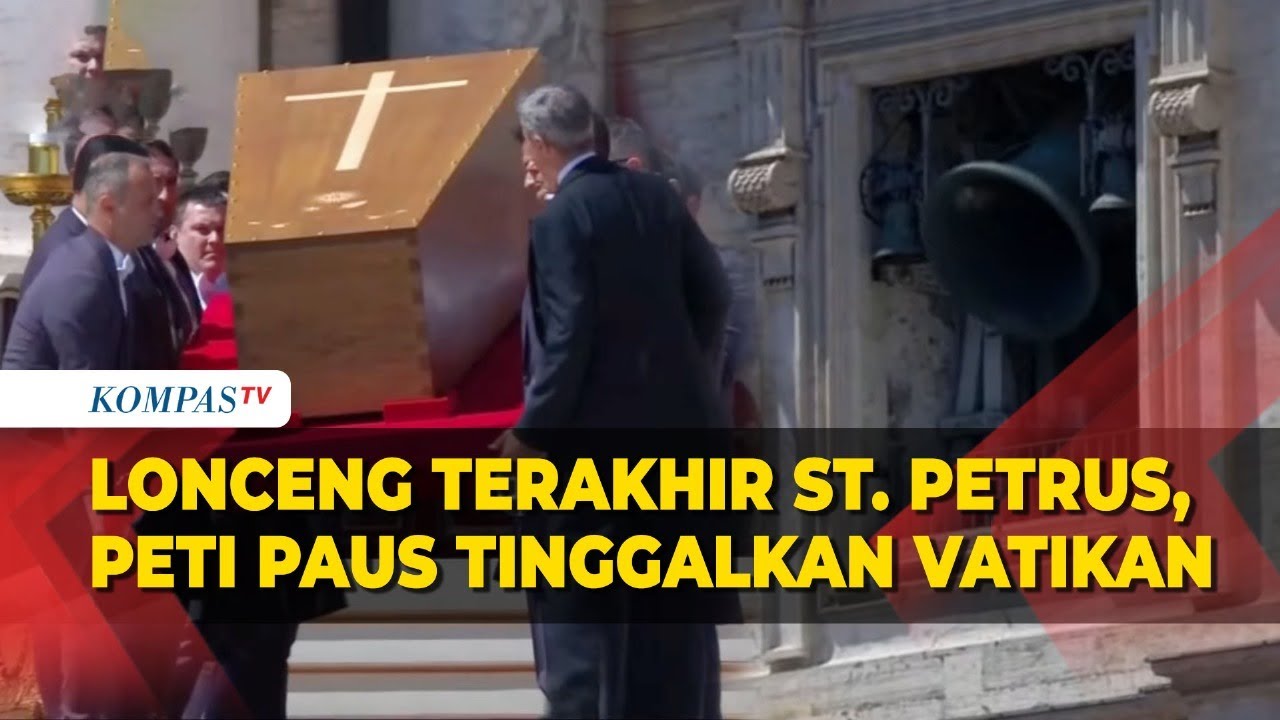 Dentang Lonceng Terakhir Basilika St Petrus saat Peti Paus Fransiskus Dibawa Tinggalkan Vatikan
