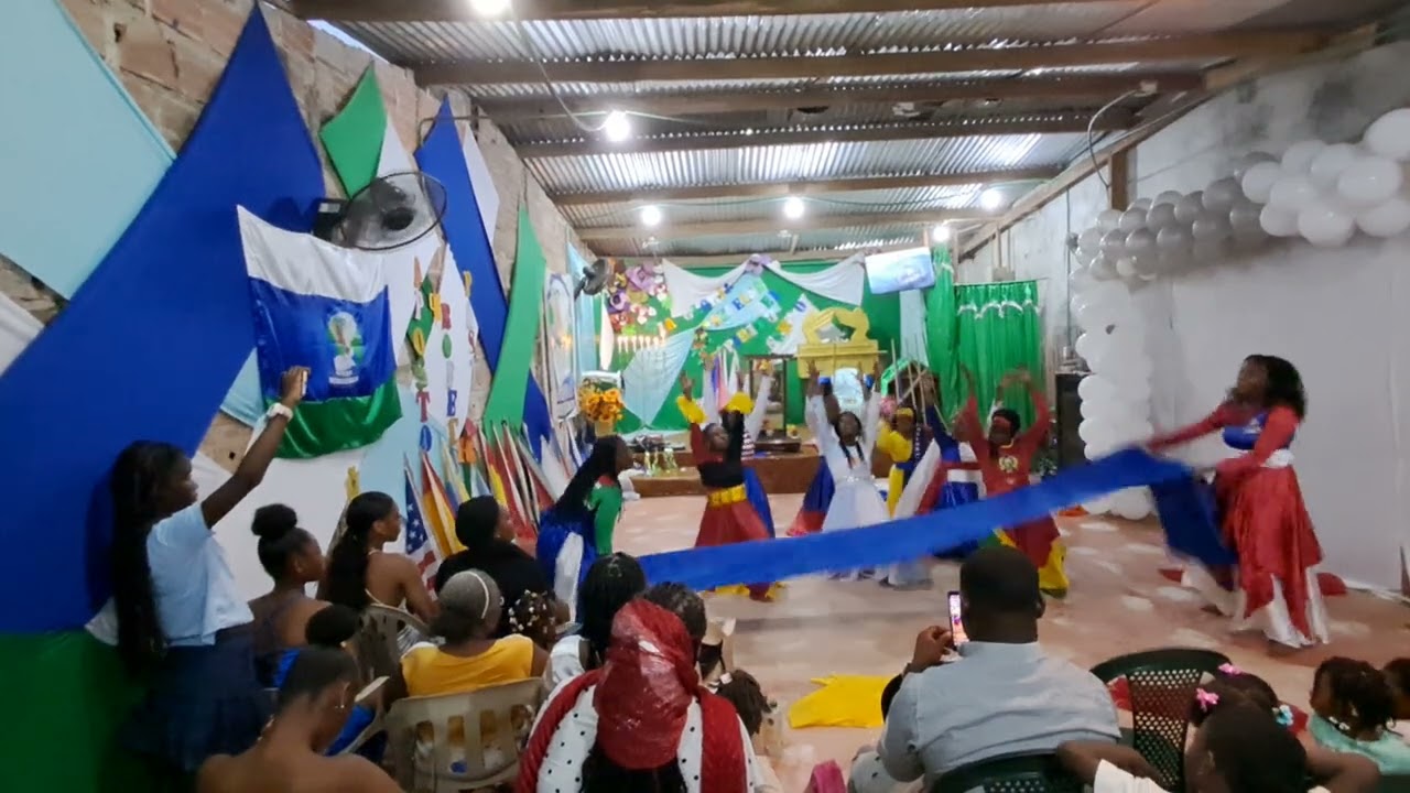 DANZA LA GLORIA POSTRERA 