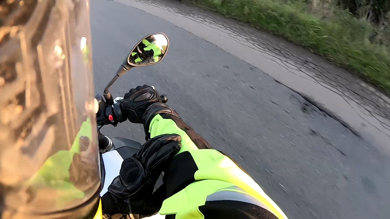 THE BAD POINTS TO WINTER COMMUTING ON A MOTORBIKE