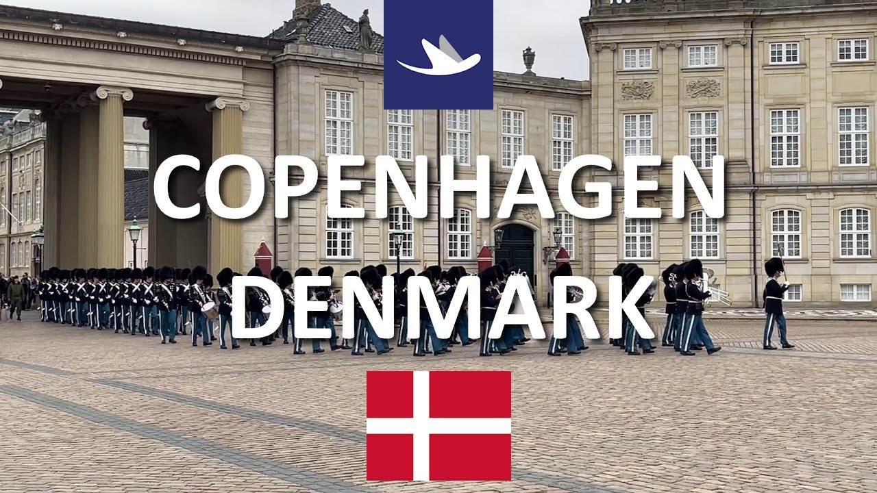 🇩🇰 Copenhagen, Denmark - Changing the Guard ceremony at Amalienborg Palace