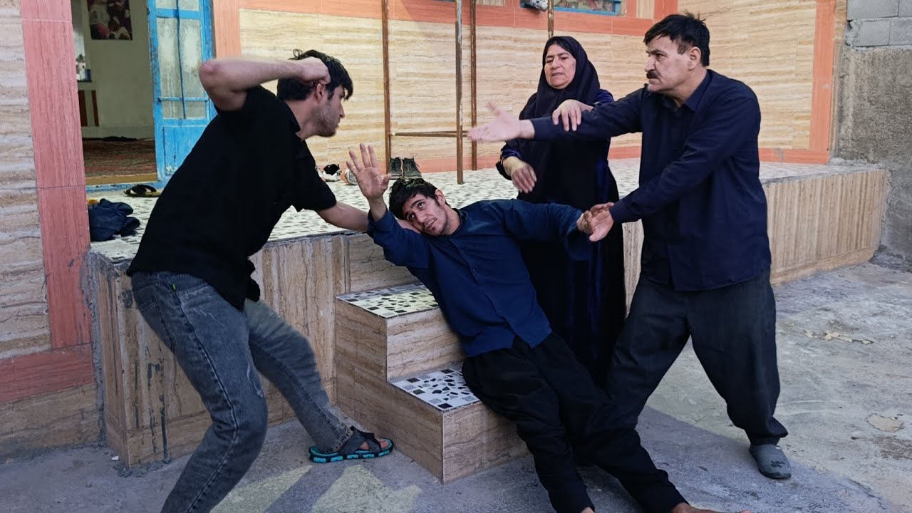 “Javad’s Fury in the Village: Mohammad Refuses to Return His Money!”😡