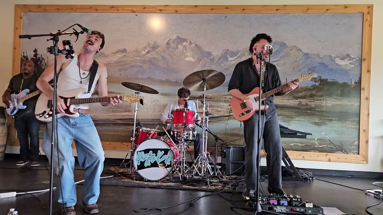 Peyton Kyle and Quiet Fire - Dreams at NoFo Brewing. October 4, 2025 @chrisflynn2800