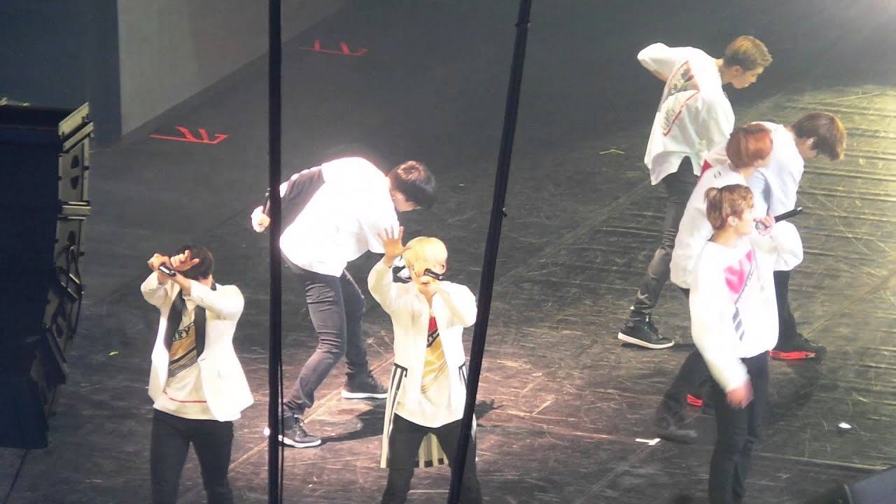 BTS Jimin moments The Red Bullet II in Chile 2015