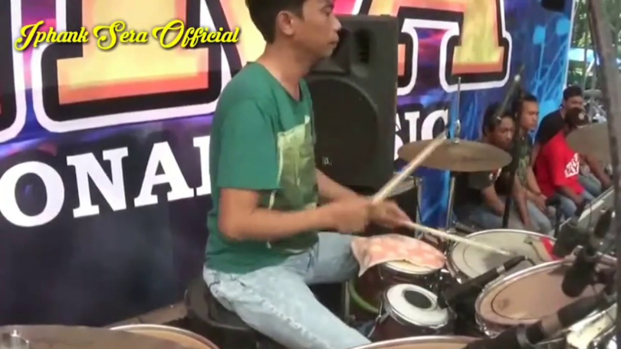 Pesta ( Tipe - X ) - Cover Kendang Iphank Sera Live Maospati