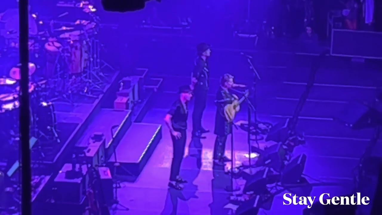 Brandi Carlile “Stay Gentle” Madison Square Garden 10-22-22