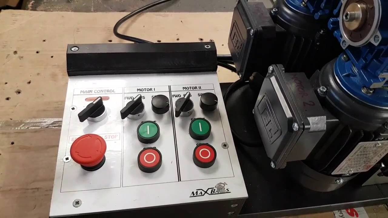 Variable Speed, 3 roll, multi direction, Boilie rollie Machine