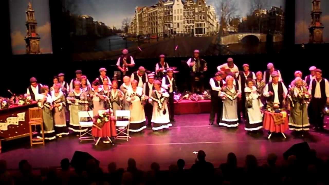 Amsterdams Volkskoor in de Meervaart met de Jordaan medley op 4 november 2011