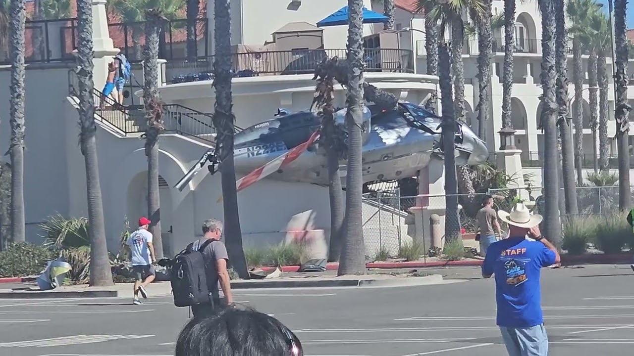 Actual Crash - Bell 222 (N222EX) Helicopter Crash while arriving for Cars 'N Copters event, 1 of 17