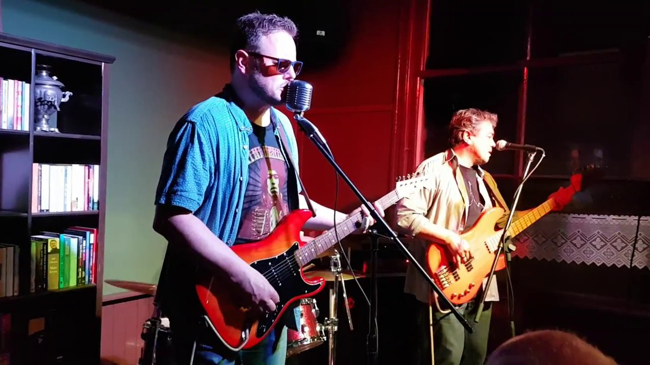 The Blues Sensation - 1 Bourbon, 1 Scotch & 1 Beer