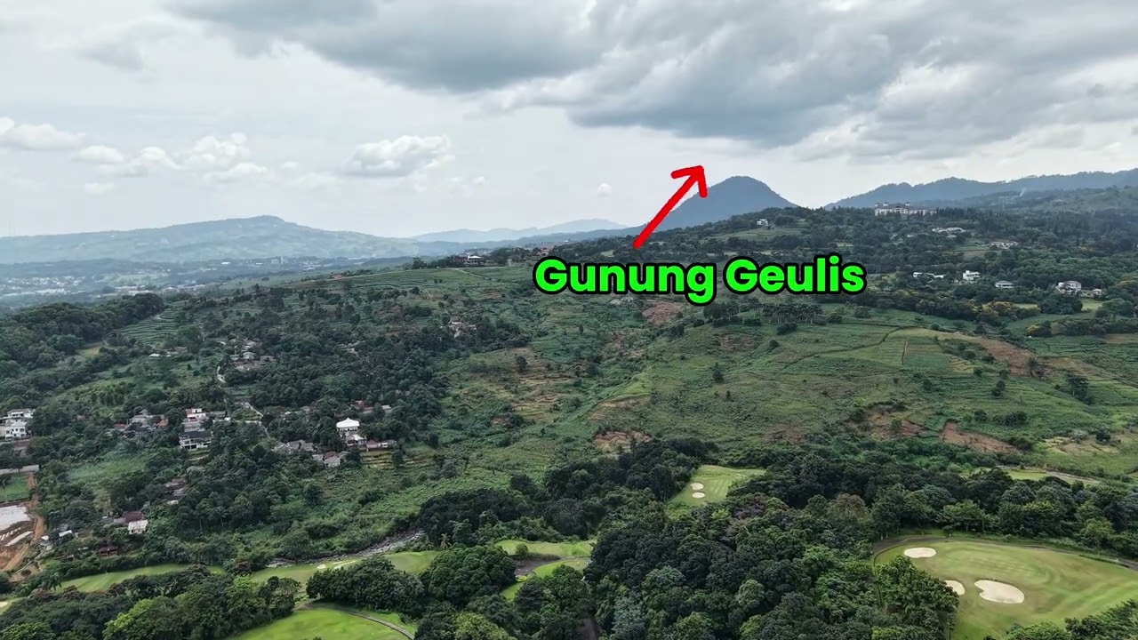 Gunung Geulis view...