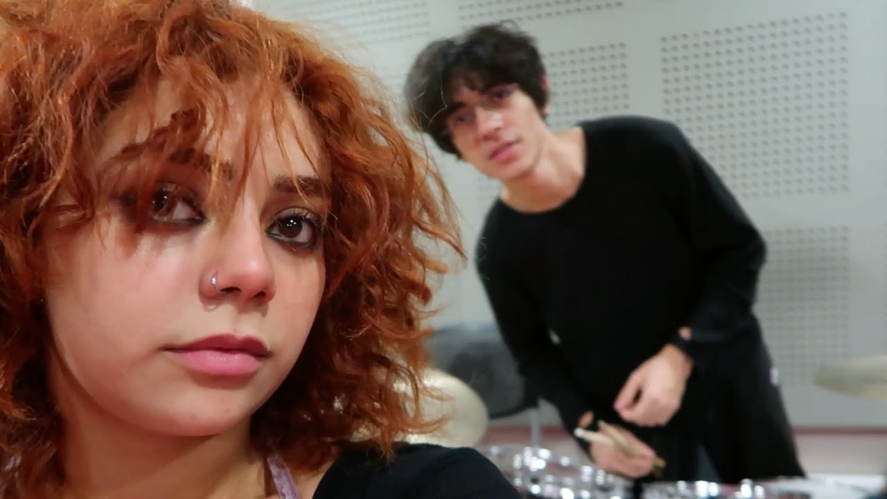 bolca müzik ve boş muhabbet