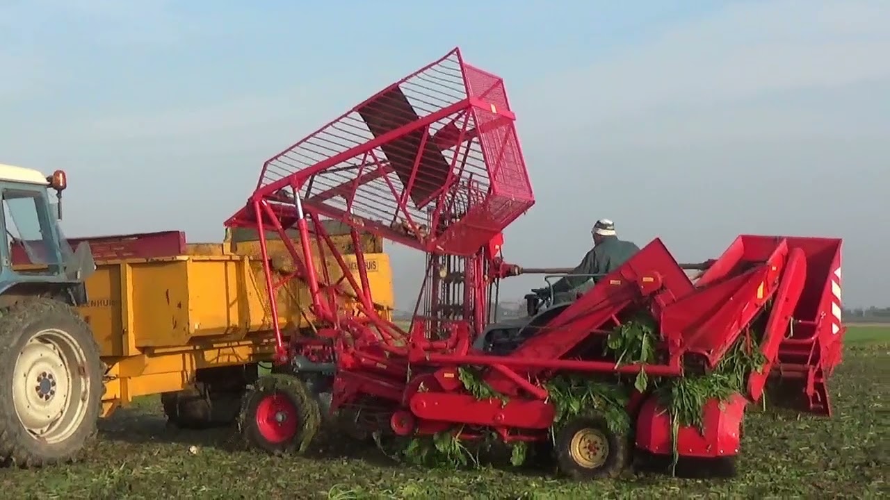 Eicher G400 Unisuper VS Deutz-Fahr DX 3.50 met Stoll V50