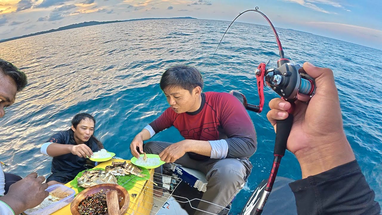 CATCH AND COOK ..!! ULTRALIGHT JIGGING HASIL LANGSUNG BAKAR DI PULAU , NYMANNYOOOO