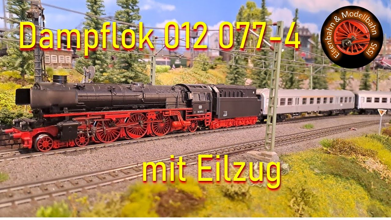 Dampflok 012 077-4 mit Eilzug n-Wagen + Bahnpost