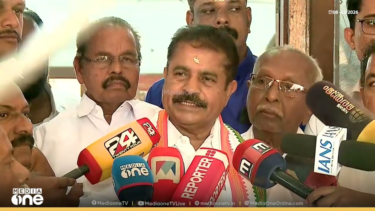 'പിറകിലൂടെ ഒളിച്ചോടി പോകാമെന്ന് ഉദ്യോ​ഗസ്ഥർ പറഞ്ഞു... മാധ്യമങ്ങളെ കണ്ടിട്ടേ പോകൂവെന്ന് ഞാൻ പറഞ്ഞു'