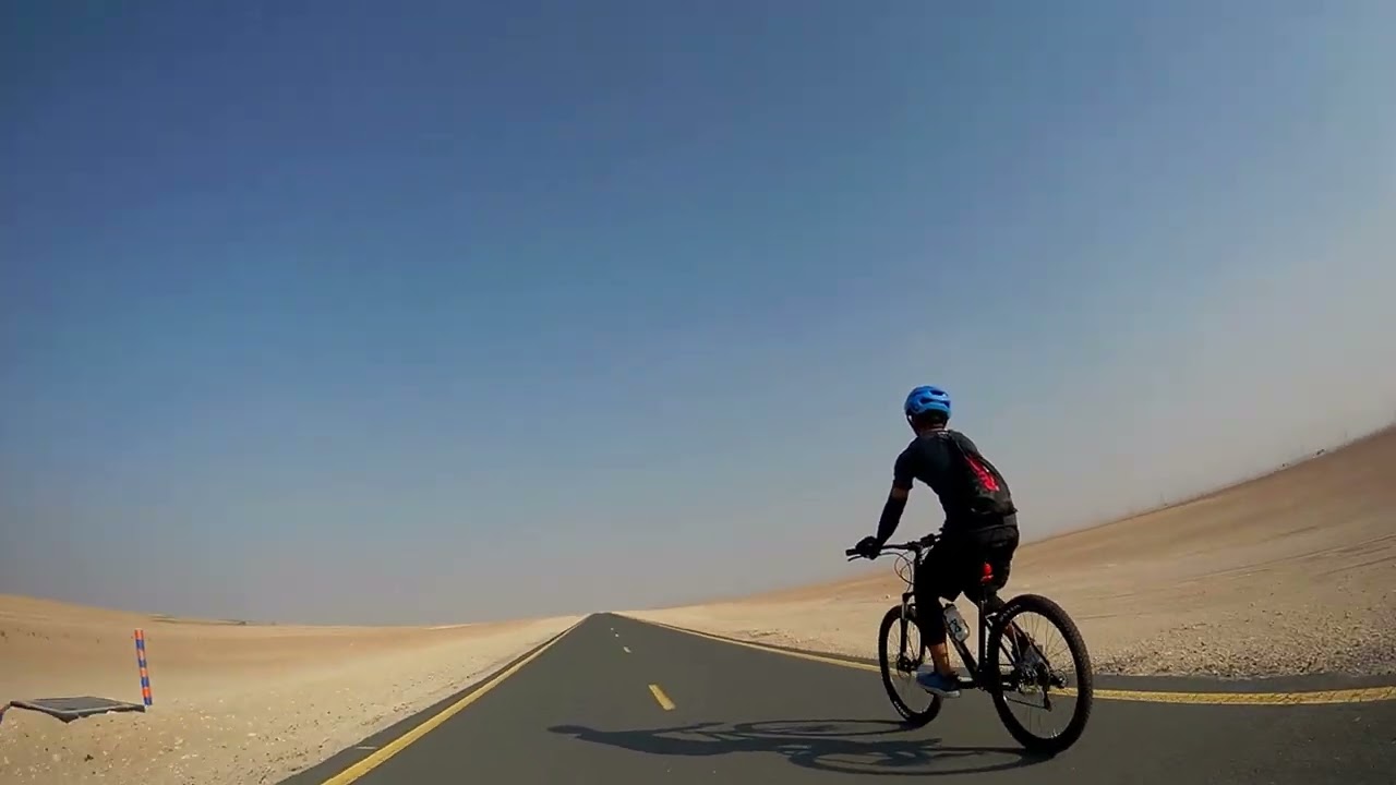 INSANE 2024 DUBAI RIDES AL QUDRA MIDDLE OF DESERT CYCLING TRACK