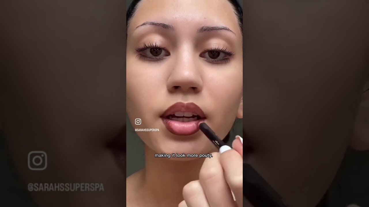 Если помада &laquo;не подходит&raquo; вам, ПОПРОБУЙТЕ ЭТОТ💄 урок по созданию двойной линии для губ #tiktokhacks