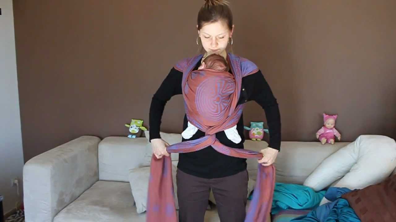 Kangourou ventre nouveau-né (kangaroo carry)