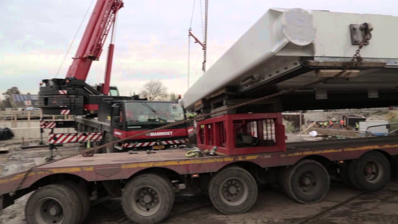 Mijlpaal transport en plaatsen deuren Johan Frisosluis