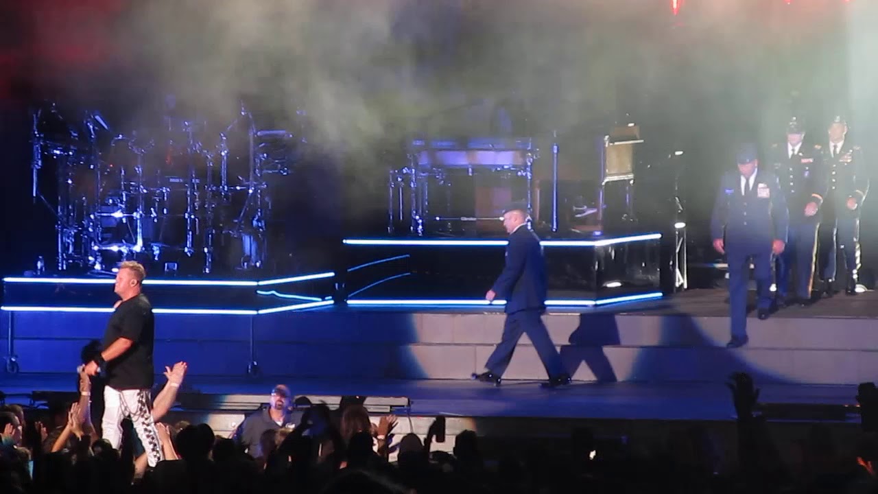 Rascal Flatts at Ascend Amphitheater - 