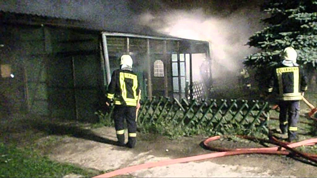 Dachstuhlbrand eines Imbiss - 02.07.2011 Feuerwehr Pritzwalk