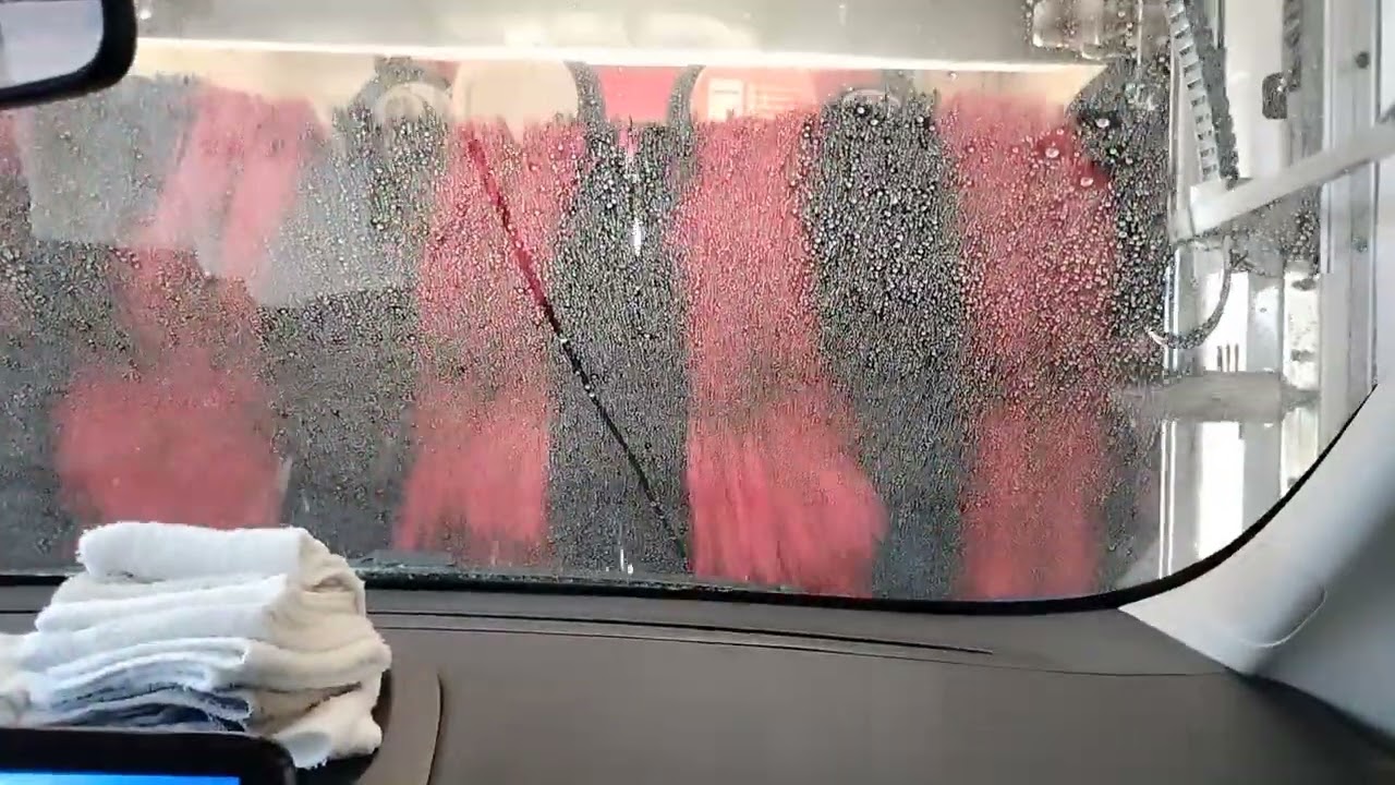 Carwash at Kwik Trip in Waukesha, WI