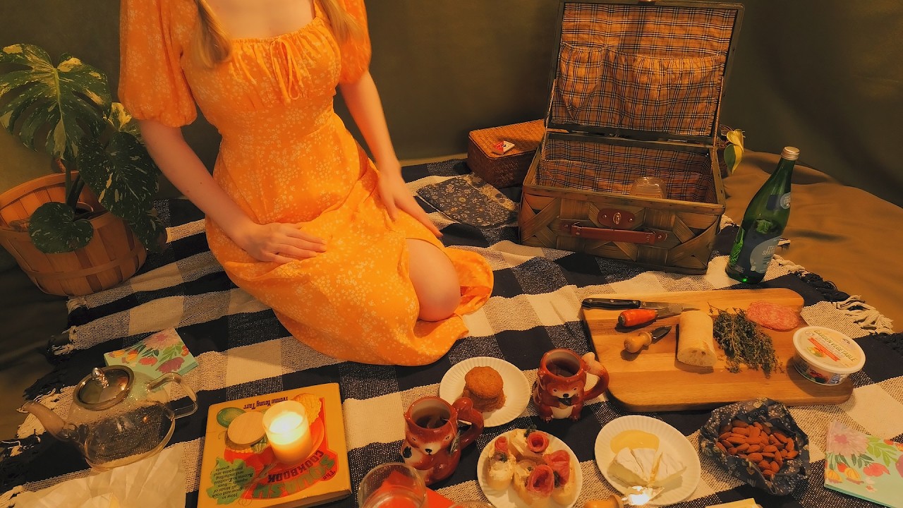 🧺 Cozy Picnic Roleplay 🧺 ASMR / Beeswax Wraps / Quiet Speaking / Cheese, Sandwiches, Tea, Cookies