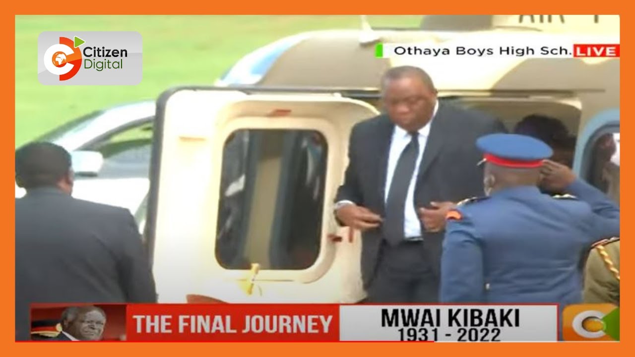 President Uhuru Kenyatta arrives in Othaya for President Kibaki’s burial