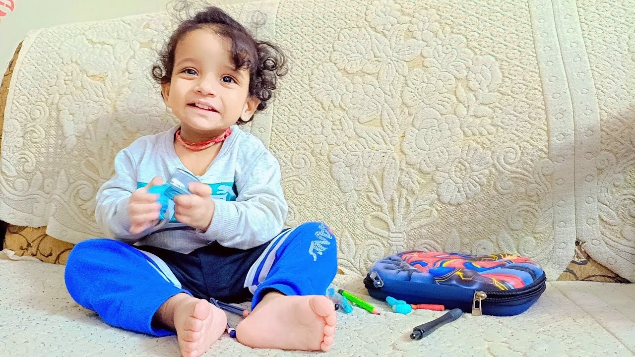 Vlog no. 117 - Bhai ka pencil box le liya Lakshu ne 😎📝✏