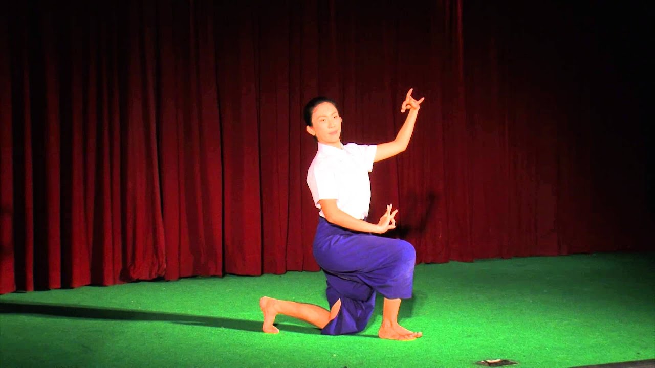 e_RMUTT เพลงสาธุการฉบับเต็ม (นาง)