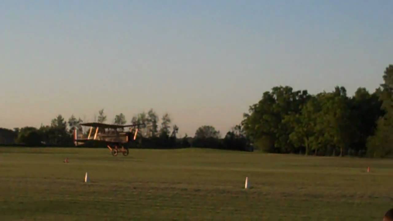 S.E.5a arrives in Oshkosh
