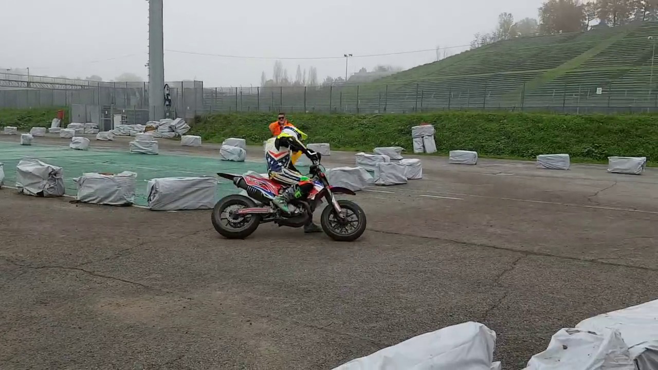 Inizia la gara di Motard al Ride for Life 2016