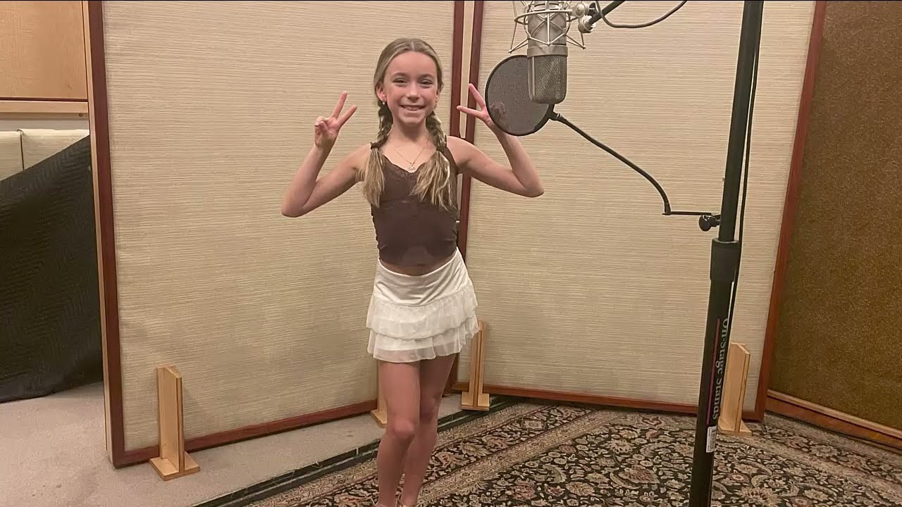 ABBA – "Don't Shut Me Down" (Cover by Dasha) version 2