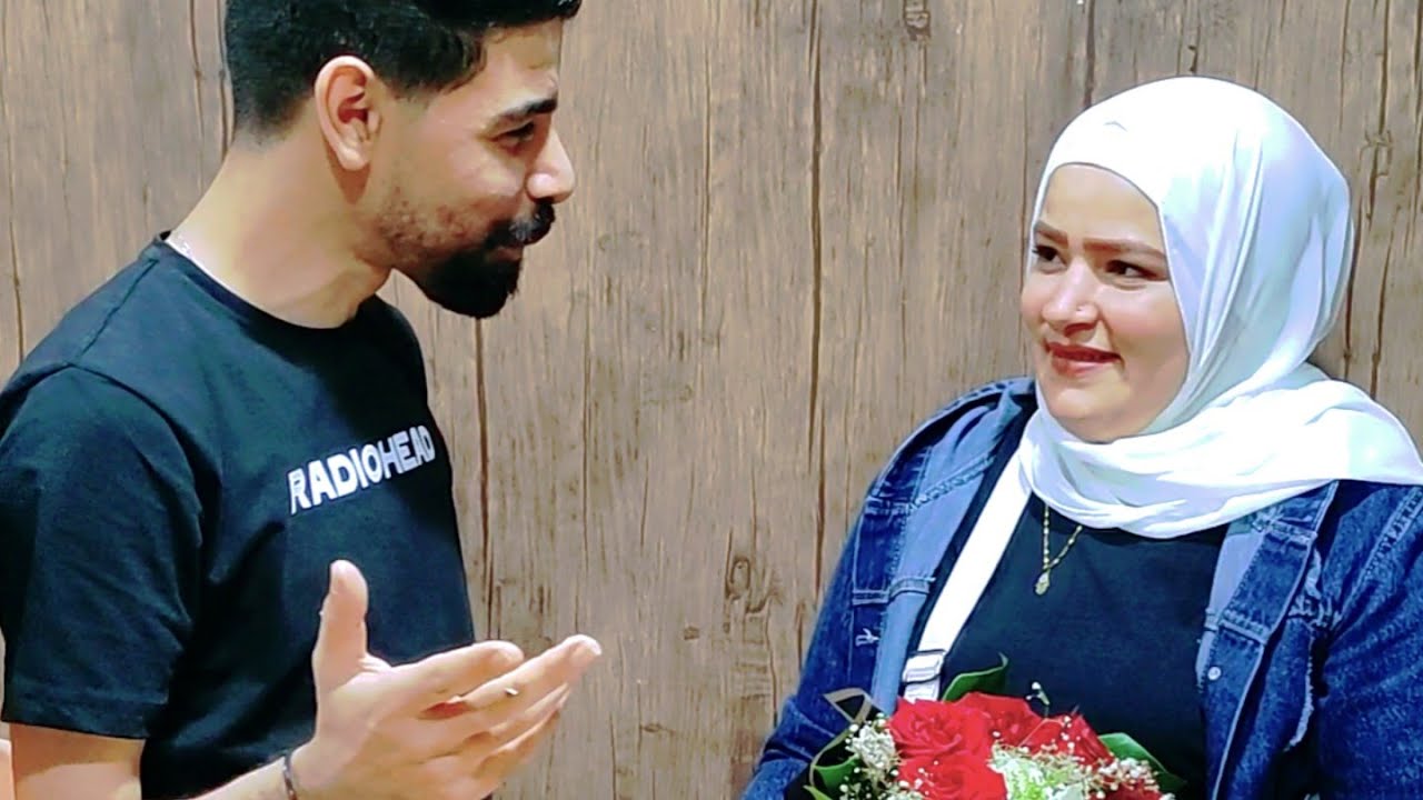 قصه حقيقيه زوج يفاجئ زوجته يوم عيد جوازهم بشيء ما تتوقعهوش تعالوا نشوف رد فعل الزوجه