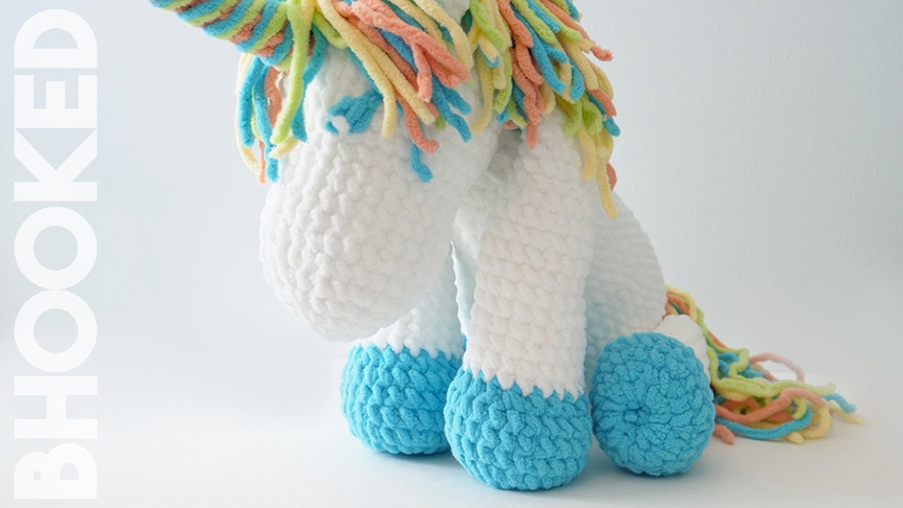 Cuddles the Crochet Unicorn Free Pattern and Tutorial