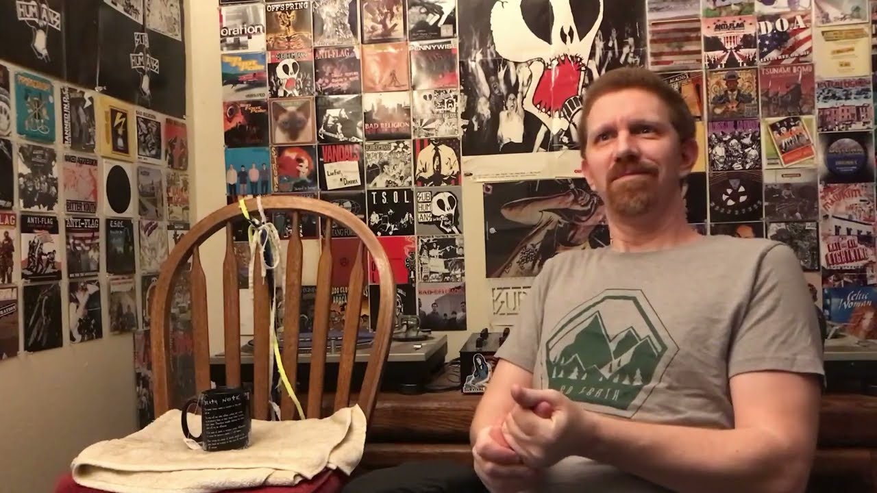 Shnootz - Reaction Video (Britney Spears - Freakshow)
