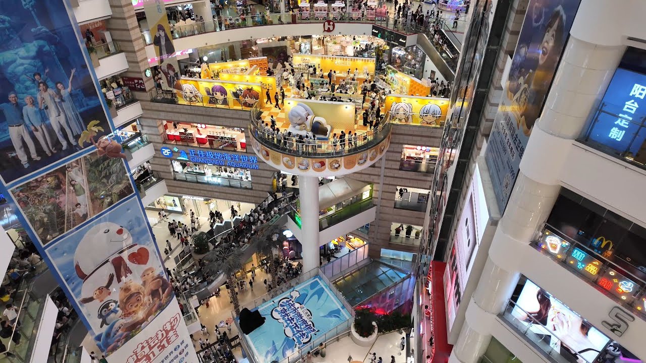 The Most Incredible Mall I&rsquo;ve Ever Seen &ndash; Grandview Mall in Guangzhou